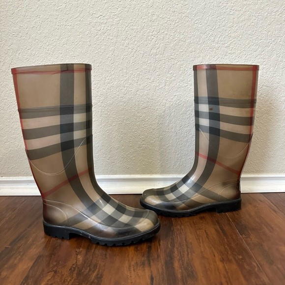 AUTHENTIC BURBERRY LONDON Mid-Calf Rain Boots in Signature Plaid - Picture 4 of 11